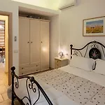 Trulli Pietra E Sogni فندق مبيت وإفطار