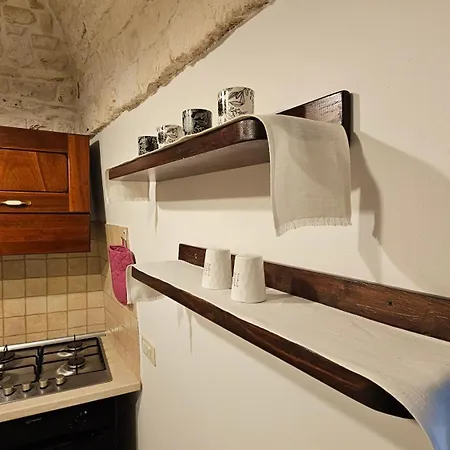 住宿加早餐酒店 Trulli Pietra E Sogni 阿尔贝罗贝洛